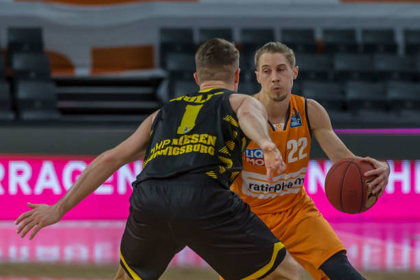 与教练组不 与教练组不